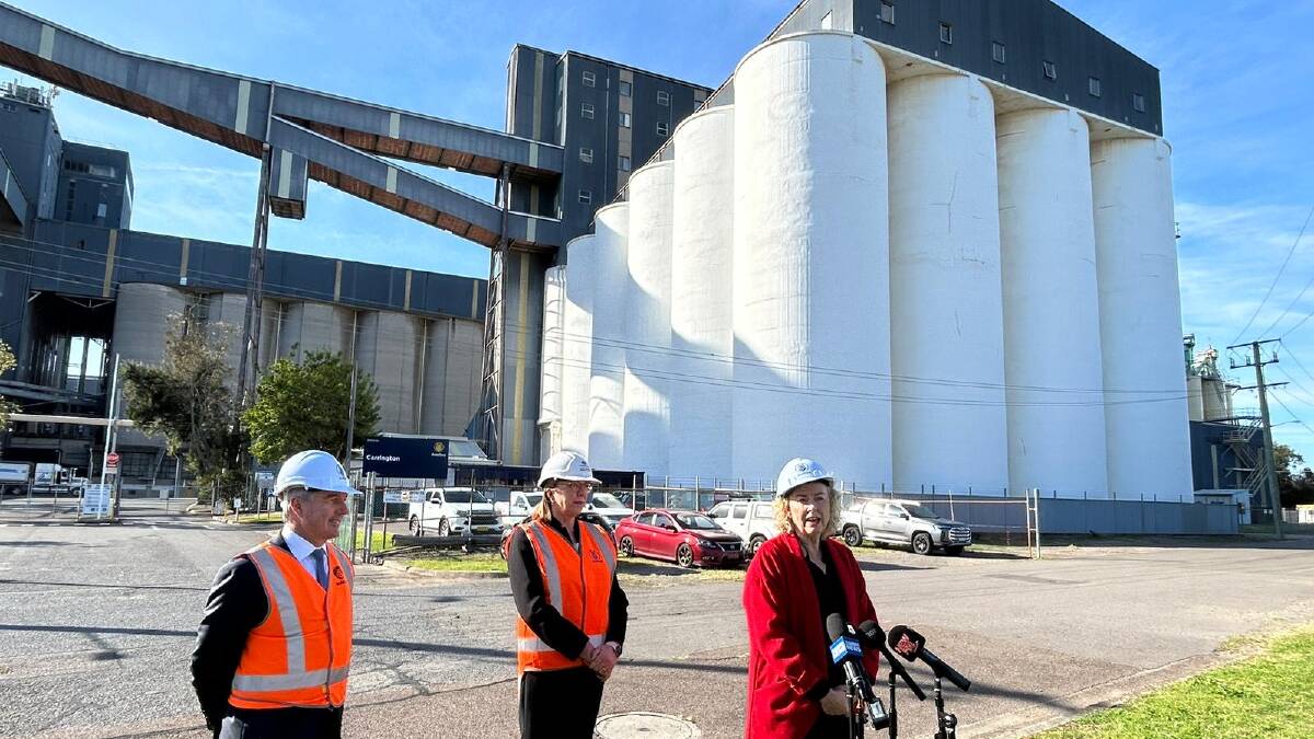 GrainCorp managing director, Robert Spurway, with Transport and Infrastructure Minister Catherine King and federal Member of Newcastle Sharon Claydon at the launch of the renewable fuels consultancy process at GrainCorp's Newcastle grain terminal.