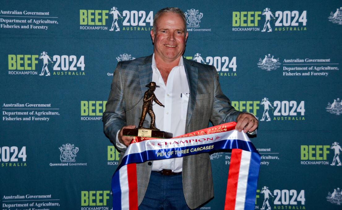JBS southern livestock manager Steve Chapman represented Yambinya Station, Burraboi, which won the highest-scoring pen of three carcases. Picture by Bryce Eishold.