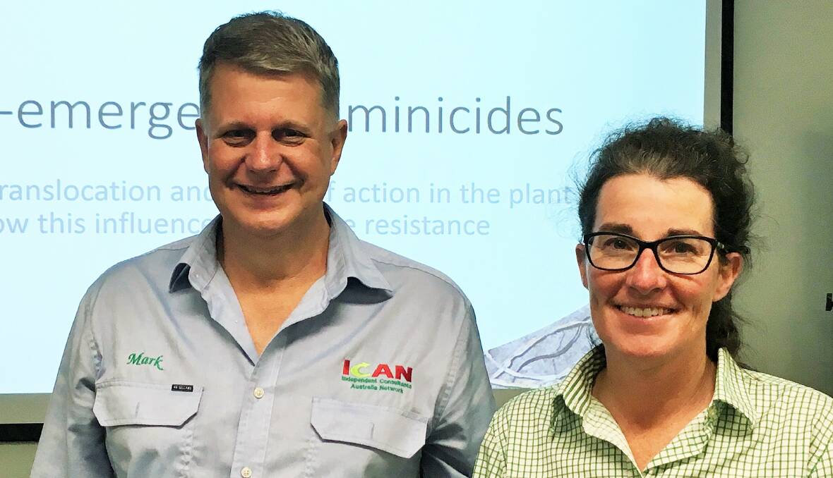 ICAN’s Mark Congreve with grower Vicki Green, Nyoka, Felton, at the Pittsworth herbicide training workshop.